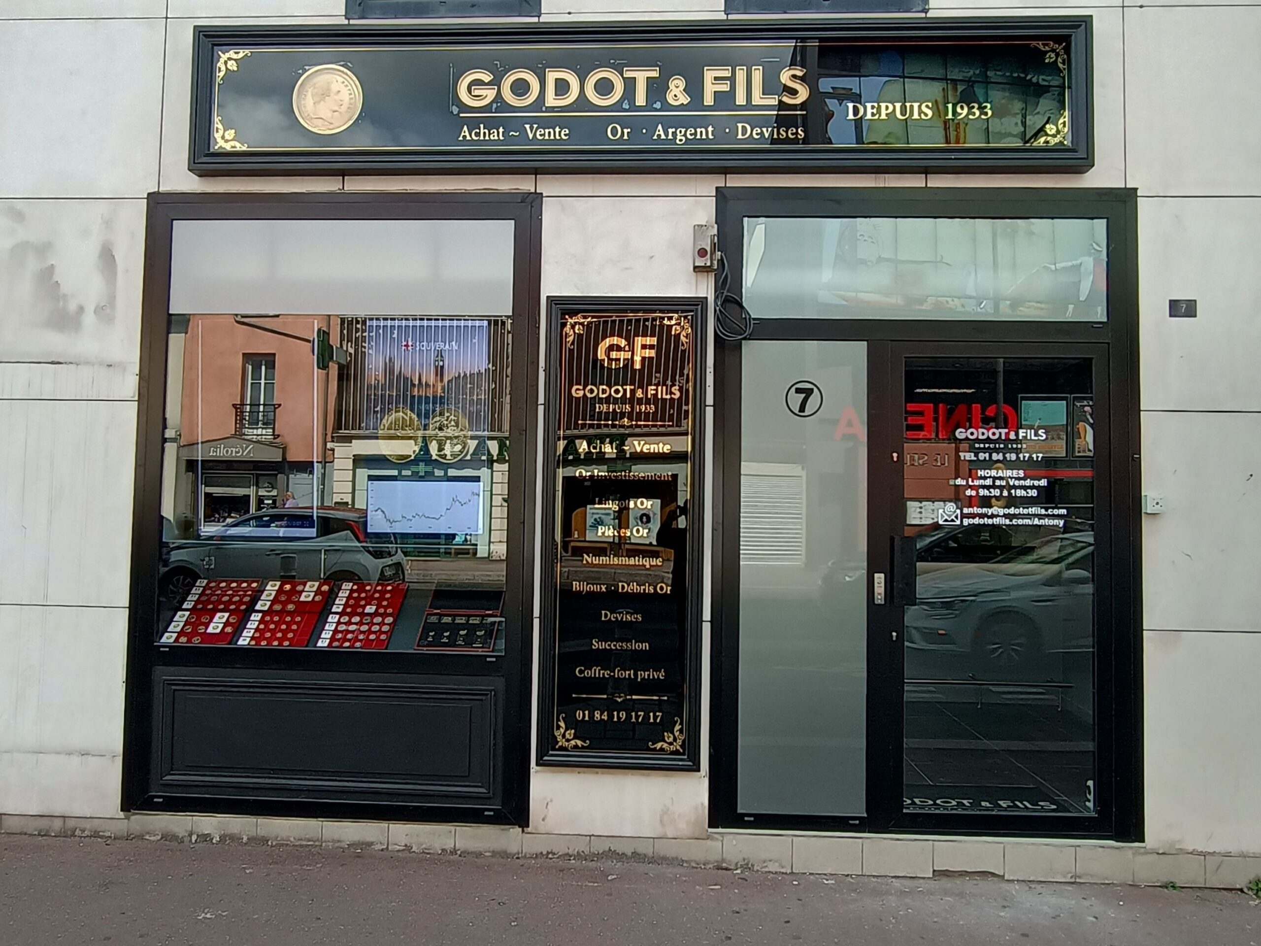 GODOT & FILS ANTONY